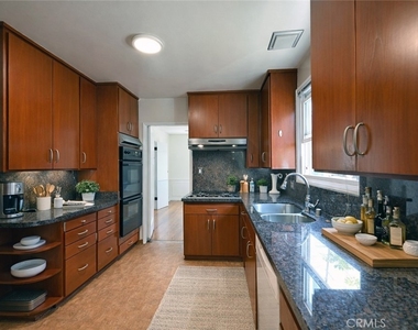 11063 Ohio Avenue - Photo Thumbnail 53