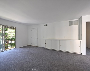 11063 Ohio Avenue - Photo Thumbnail 37