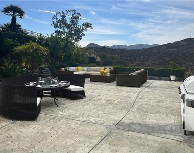 2109 Hillsbury Road - Photo Thumbnail 12