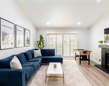 216 Desert Falls Drive East - Photo Thumbnail 38