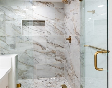 216 Desert Falls Drive East - Photo Thumbnail 24