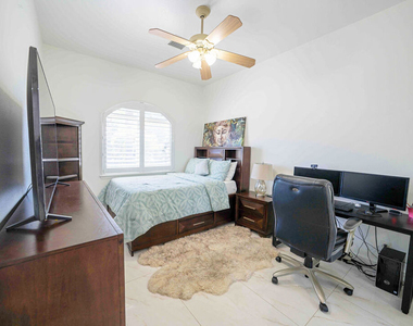 17833 Wildridge Lane - Photo Thumbnail 12