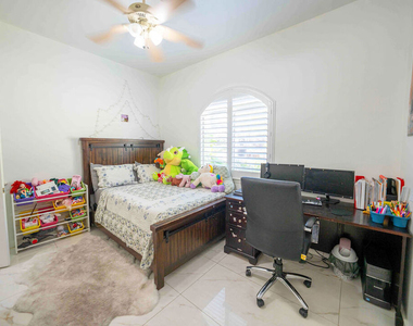 17833 Wildridge Lane - Photo Thumbnail 5