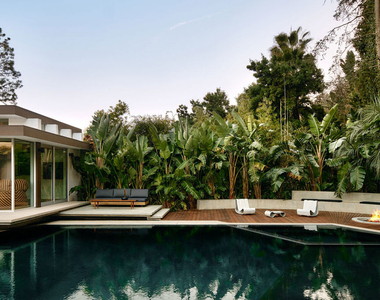 1061 Loma Vista Drive - Photo Thumbnail 14