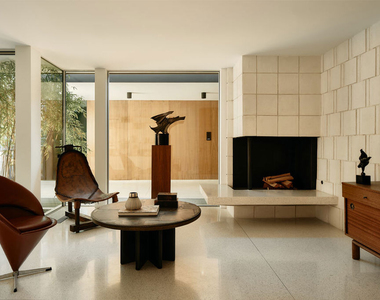 1061 Loma Vista Drive - Photo Thumbnail 4
