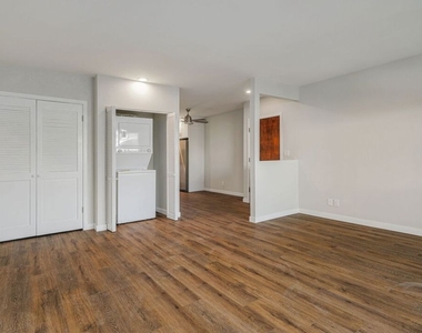 1342 Harvard Street - Photo Thumbnail 2