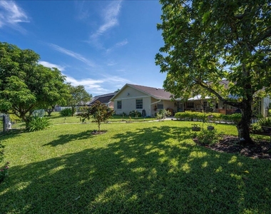 13889 Geranium Place - Photo Thumbnail 30