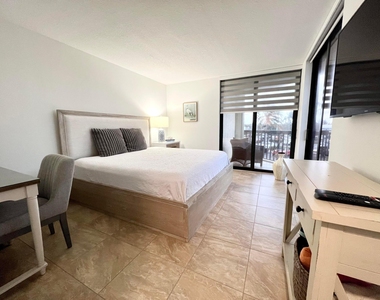 9500 S Ocean Drive - Photo Thumbnail 15