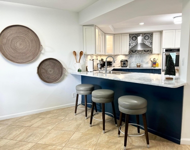 9500 S Ocean Drive - Photo Thumbnail 4