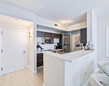 550 Okeechobee Boulevard - Photo Thumbnail 12