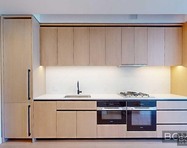 480 Kent Avenue - Photo Thumbnail 3