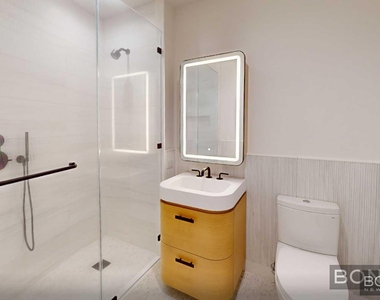 480 Kent Avenue - Photo Thumbnail 4