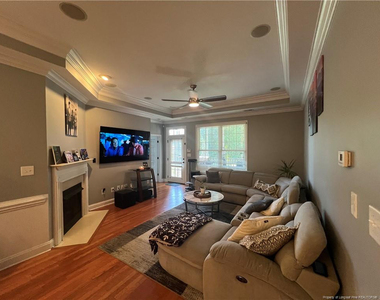 2661 Lockwood Drive - Photo Thumbnail 6