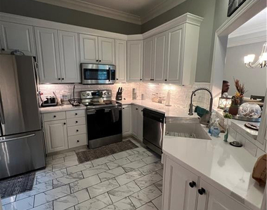 2661 Lockwood Drive - Photo Thumbnail 2
