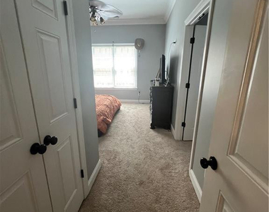 2661 Lockwood Drive - Photo Thumbnail 10