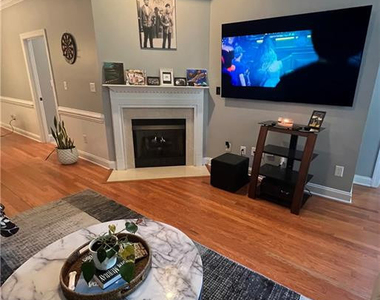 2661 Lockwood Drive - Photo Thumbnail 9