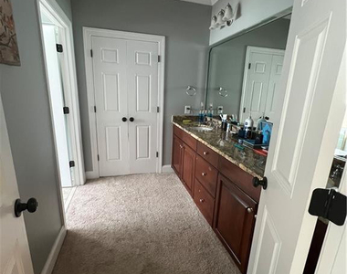 2661 Lockwood Drive - Photo Thumbnail 14