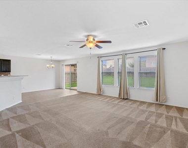 142 Rummel Drive Dr - Photo Thumbnail 9
