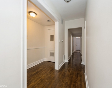 4954 W Augusta Boulevard - Photo Thumbnail 11