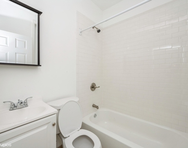 4954 W Augusta Boulevard - Photo Thumbnail 7