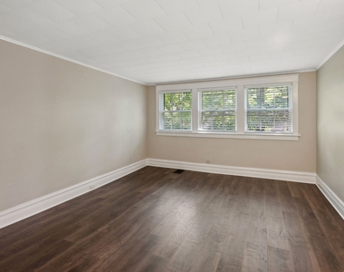 2078 Linden Avenue - Photo Thumbnail 13
