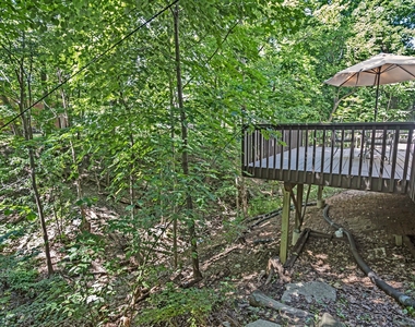 2078 Linden Avenue - Photo Thumbnail 17