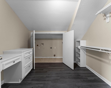 3145 Frick Road - Photo Thumbnail 8