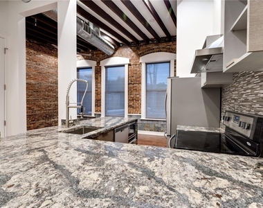 2278 1st Street - Photo Thumbnail 4