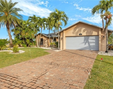 1327 Se 17th Street - Photo Thumbnail 18
