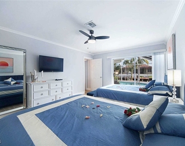 2633 Se 19th Place - Photo Thumbnail 7