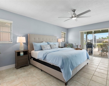 5240 Sw 2nd Place - Photo Thumbnail 15