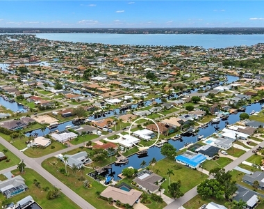 5240 Sw 2nd Place - Photo Thumbnail 40