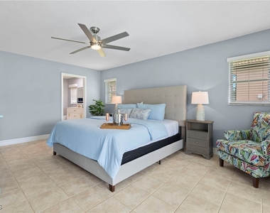 5240 Sw 2nd Place - Photo Thumbnail 14