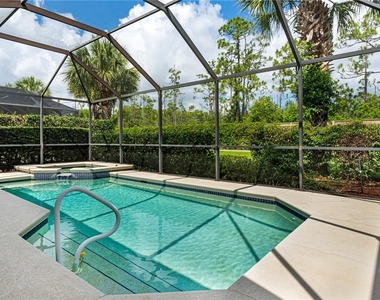 10082 Oakhurst Way - Photo Thumbnail 17