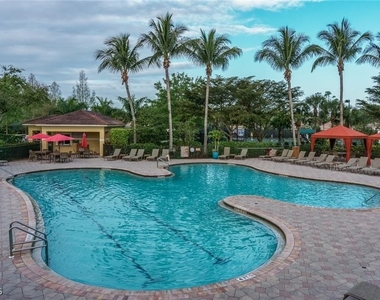 10082 Oakhurst Way - Photo Thumbnail 25