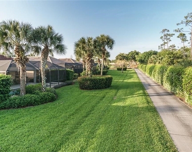 10082 Oakhurst Way - Photo Thumbnail 19