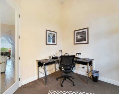 4114 Nw 39th Lane - Photo Thumbnail 9