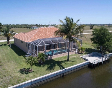 4114 Nw 39th Lane - Photo Thumbnail 2