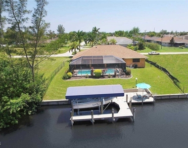 1403 Sw 40th Terrace - Photo Thumbnail 2