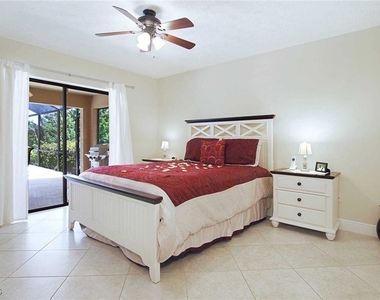 1403 Sw 40th Terrace - Photo Thumbnail 10