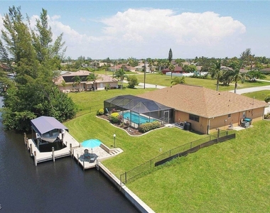 1403 Sw 40th Terrace - Photo Thumbnail 20