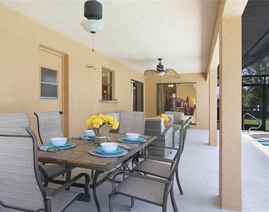 1403 Sw 40th Terrace - Photo Thumbnail 1