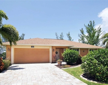 1403 Sw 40th Terrace - Photo Thumbnail 17