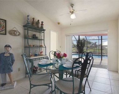 1422 Se 12th Terrace - Photo Thumbnail 6