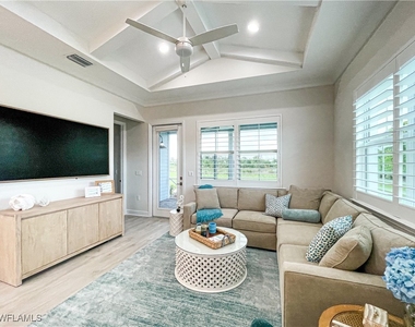 7162 Saona Court - Photo Thumbnail 4