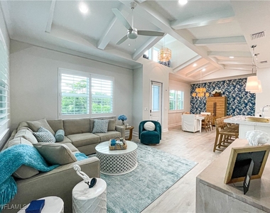 7162 Saona Court - Photo Thumbnail 5