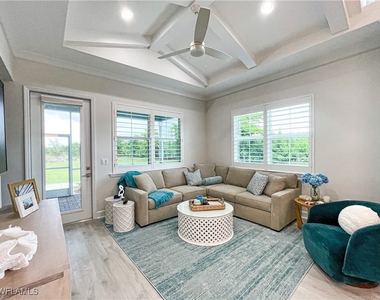 7162 Saona Court - Photo Thumbnail 6