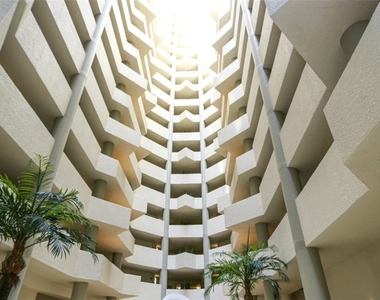 4551 Gulf Shore Boulevard N - Photo Thumbnail 42