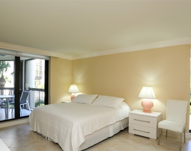 4551 Gulf Shore Boulevard N - Photo Thumbnail 21