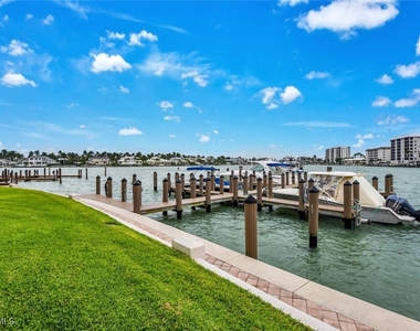 222 Harbour Drive - Photo Thumbnail 30